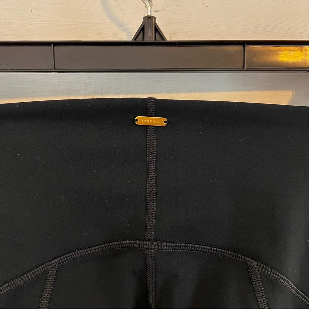 L*Space Black Exhale Leggings. Size XSmall. NWT. - Picture 4 of 12